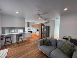The Lite House for luxe living - Cairns - 0