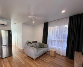 The Lite House for luxe living - Cairns - 9