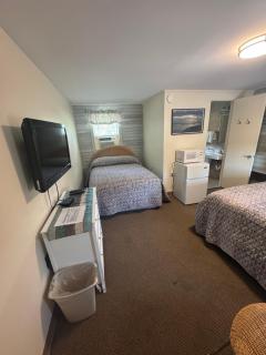 Boulevard Motel - Marmora - 5
