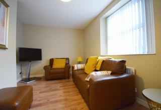 Lovely 2 Bedroom Apartment in Omagh Town Centre - Omagh - 7