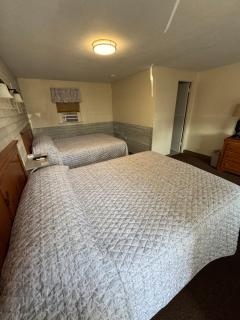 Boulevard Motel - Marmora - 7