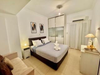 Marina Zeas Spacious Two Bedroom Apartment - Pireo - 8