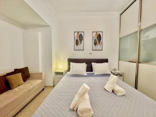 Marina Zeas Spacious Two Bedroom Apartment - Le Pirée - 1