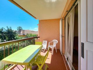 Otentic Flamant 4 pers - 1 chambre - parking - CapitalChic Services Fréjus Plage - 1