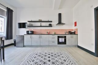 Elegant Kingsway Studio #5 - Central Location - Swansea - 1