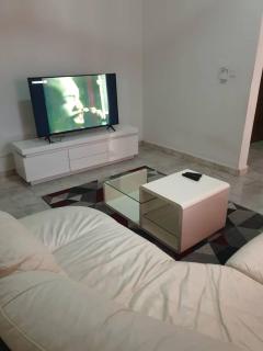 9 star Apartment - Amdalai - 2