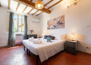 Keys of Italy - Allegri 4 Big - Family 2 bedrooms apt in Santa Croce - Florenz - 0