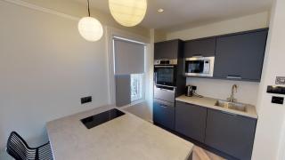 By Cathedral Kitchen Island Tv Wd Access - Liverpool - 3