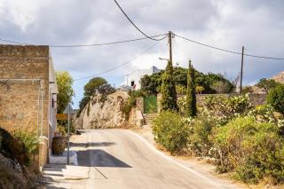 Sunny Hillside Escape - Karpathos - 8