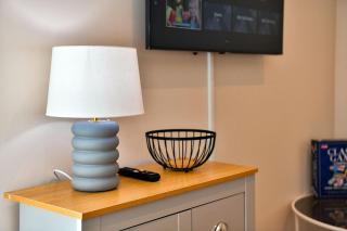 52 Meridian Bay - Swansea - 2