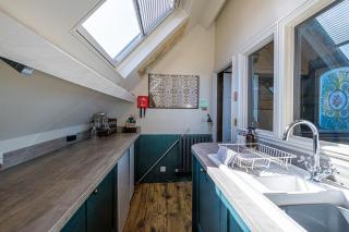 Salem Blue Chapel - Sauna & Sea/Sunset Views - 1