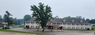 Country Trails Inn &Suites - Lanesboro - 0