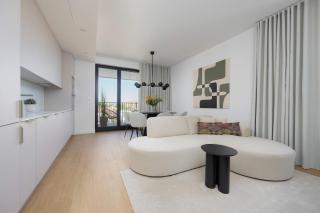 Bright & Elegant Apartments in Warsaw with Parking and Air Conditioning by Renters Prestige - Warsaw - 0