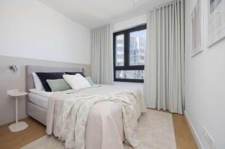 Bright & Elegant Apartment in Warsaw with Parking and Air Conditioning by Renters Prestige - Warsaw - 9