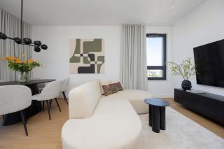 Bright & Elegant Apartment in Warsaw with Parking and Air Conditioning by Renters Prestige - Warsaw - 6