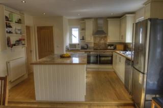 Millbrook, a seaside family home 20m from the beach - Little Haven - 6