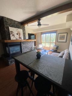 Sable Ridge Retreat - Radium Hot Springs - 9