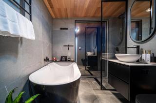 Ocean Breeze Homestays 2 - 6