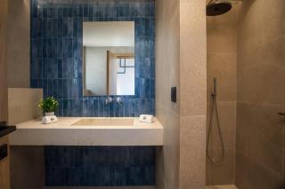 Este Elegant Suites & Villas - 3