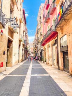 Major by Unik Tarragona - Tarragona - 1