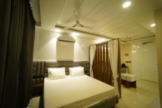 Myst Luxury stays - Zirakpur - 9