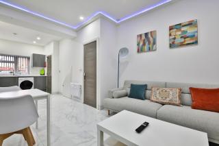 Modern 2 Bedroom House in Central Cardiff - Cardiff - 4