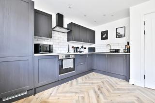 7 Mount Stuart Square - Cardiff - 2
