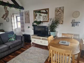 Joiners Arms - Studio Apartments - Market Drayton - 1