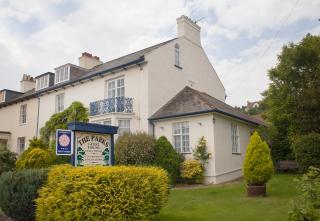 The Parks Guest House - 8