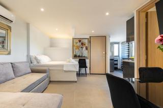 Panorama View Apt with Jacuzzi by 8essentially - Daratso - 7