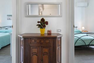 GuestHost - Roby's Home - 3