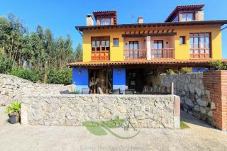 Villa Porrua 1 - 9