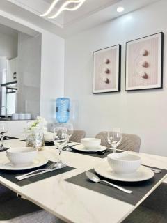 beautifully elegant furnished three bedroom apartment with swimming pool fully equipped gym ample parking space children playground and relaxing rooftop with breathtaking views - Nairobi - 7