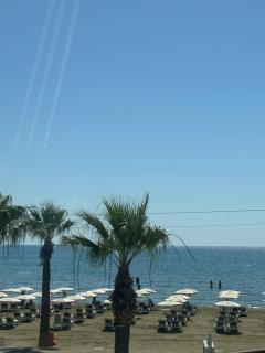 Tuck Inn - Larnaca - 0