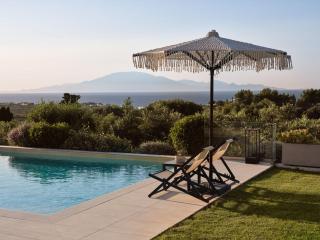 Villa Merovigli - Sea Views & Private Pool, Ideal for Large Groups, by ZanteWize - Tragaki - 0