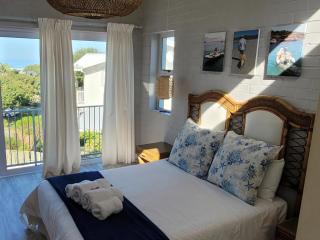 Nest Egg Holiday Home Voëlklip - Hermanus - 3