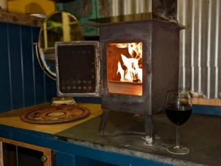 Spacious Shepherd's Hut with Glastonbury Tor View - 0
