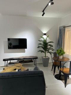 Superior One Bedroom and Studio Apartments with 24hrs Power - Ikate - 5