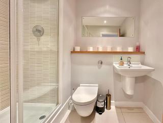 Stay in Euston - London - 5