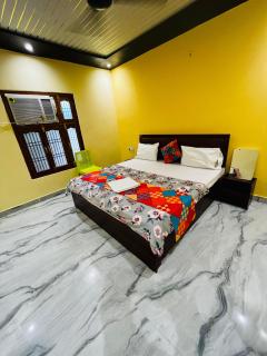 Hotel Shree Hanumat - Ayodhya - 9
