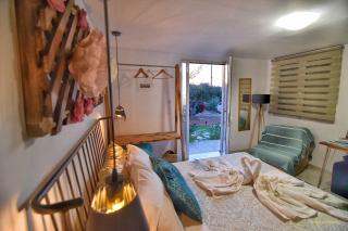Roboboss Garden Rooms - Kokkíni Khánion - 9