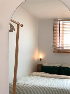 a 5-minute walk from airport bus stop, near Gangnam, Hongdae, Arrived at Express Bus Terminal Station, Subway 7min, Convenient access to other regions such as Busan, Gwangju, and Jeonju - Seul - 4