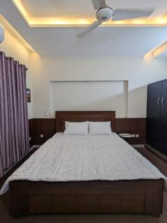LUMS Site Premier Stay - Lahore - 1