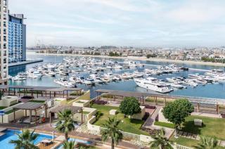 PJ- Luxury Palm Jumeirah Beachfront Apartment - 3