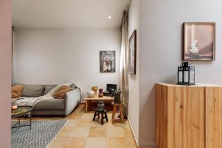 Finnt - 1 bedroom and terrace in Eixample Dreta - 2