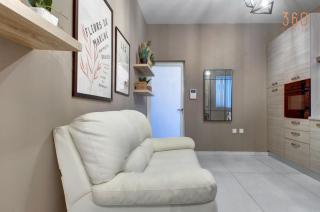 Cozy 1BR APT in Gzira with WIFI, AC and comfy bed by 360 Estates - 2