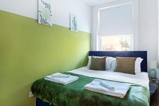 Modern 3BR Flat Parking Near City Centre - Nottingham - 8