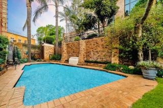 Penthouse With Stunning Views - Johannesburg - 8