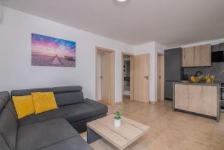 Apartment TRIES 3 with heated pool and sea view - Klimno - 2