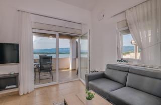 Apartment TRIES 5 with heated pool and sea view - Klimno - 2